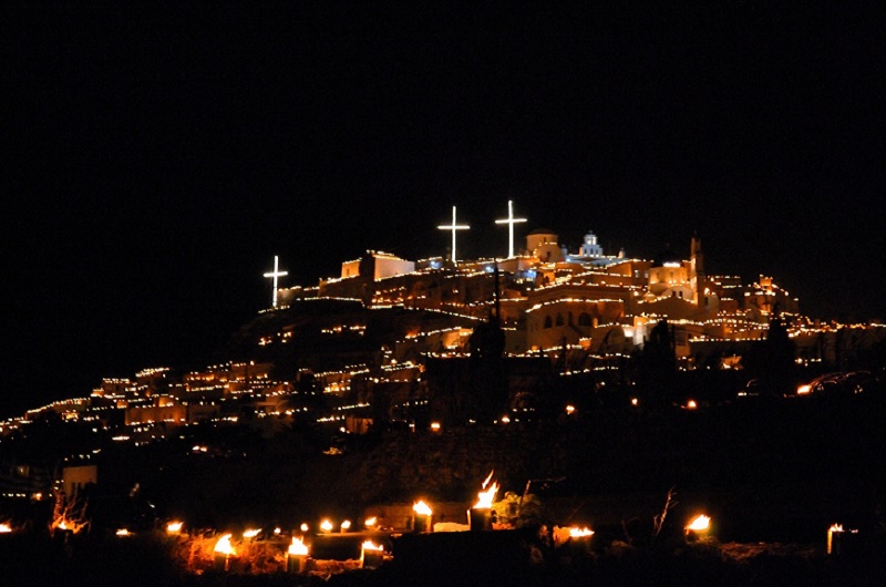 Easter in Greece!! Holiday Plan